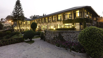 Silver Oaks